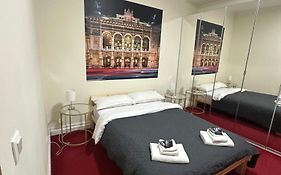 Datri Petite Suite 6